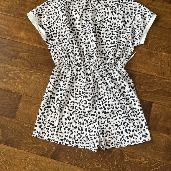 Animal Print Soft Knit Romper Shein NWOT - Picture 5 of 5